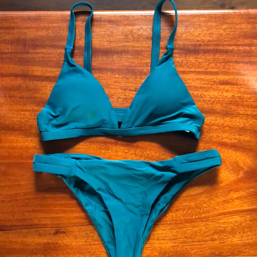 NWT Green/blue bikini set